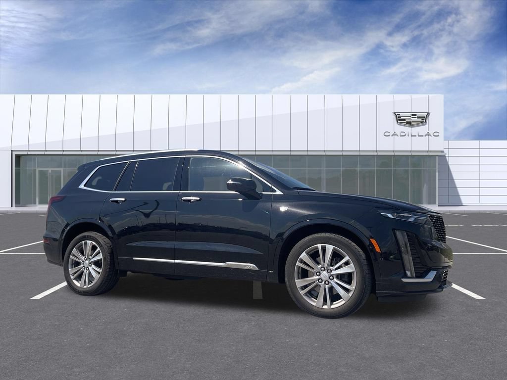 Used 2024 Cadillac XT6 Premium Luxury w/ Technology Package AWD/4WD image 1