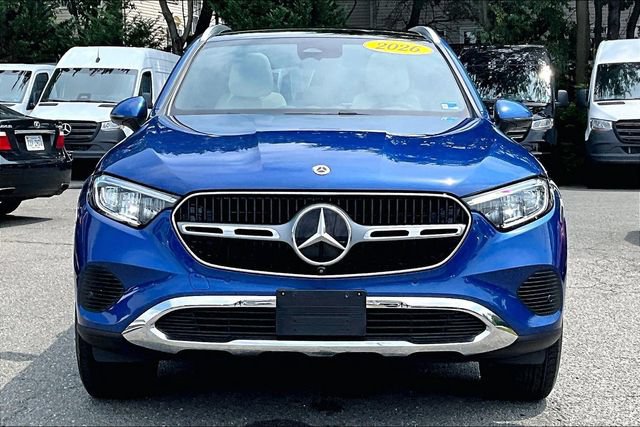Used 2026 Mercedes-Benz GLC 300 4MATIC image 2