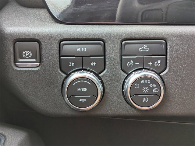 Used 2024 GMC Sierra 1500 Elevation image 24