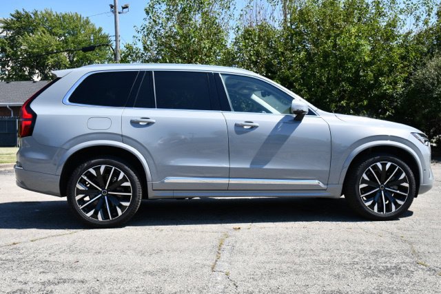 New 2026 Volvo XC90 B6 Plus w/ Protection Package Premier AWD/4WD image 8