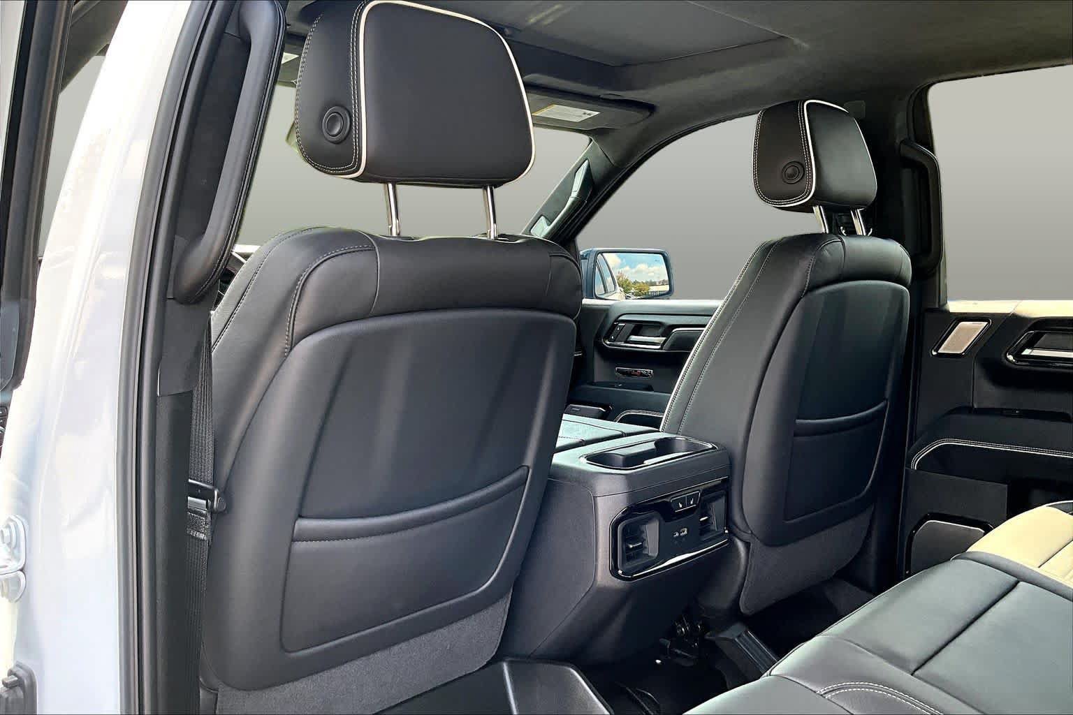 Used 2025 GMC Sierra 1500 AT4X AWD/4WD image 22
