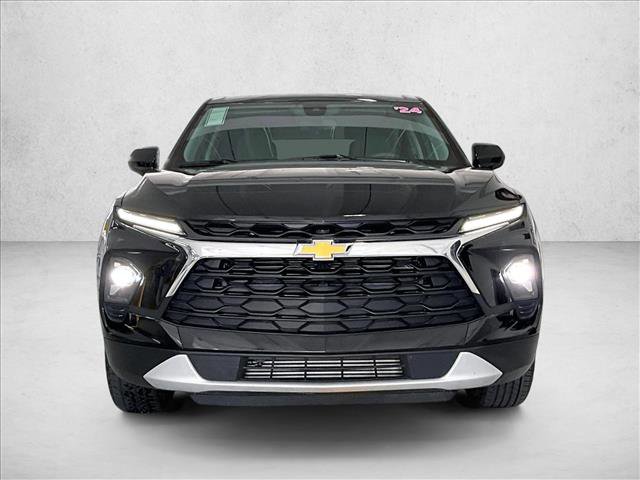 Used 2024 Chevrolet Blazer LT FWD image 3