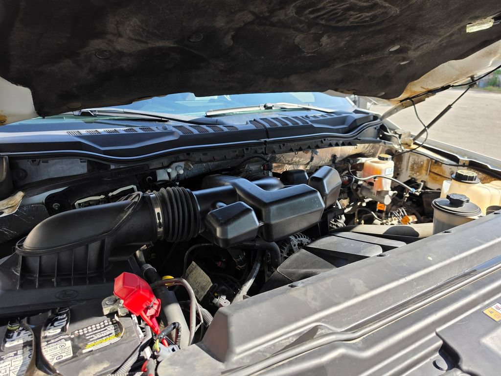 Used 2017 Ford F250 Lariat w/ Snow Plow Prep Package AWD/4WD image 19