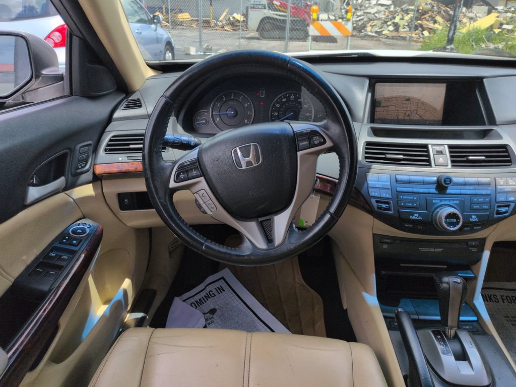 Used 2011 Honda Crosstour EX-L image 14