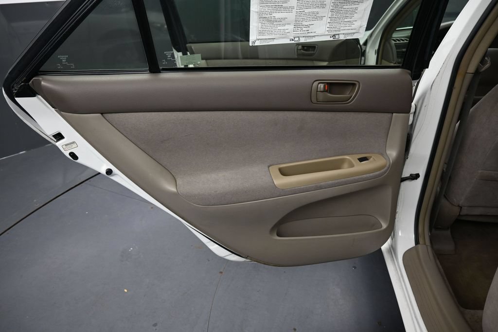 Used 2003 Toyota Camry LE FWD image 24
