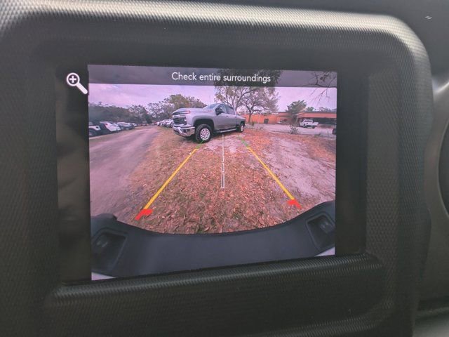 Used 2021 Jeep Gladiator Sport image 17