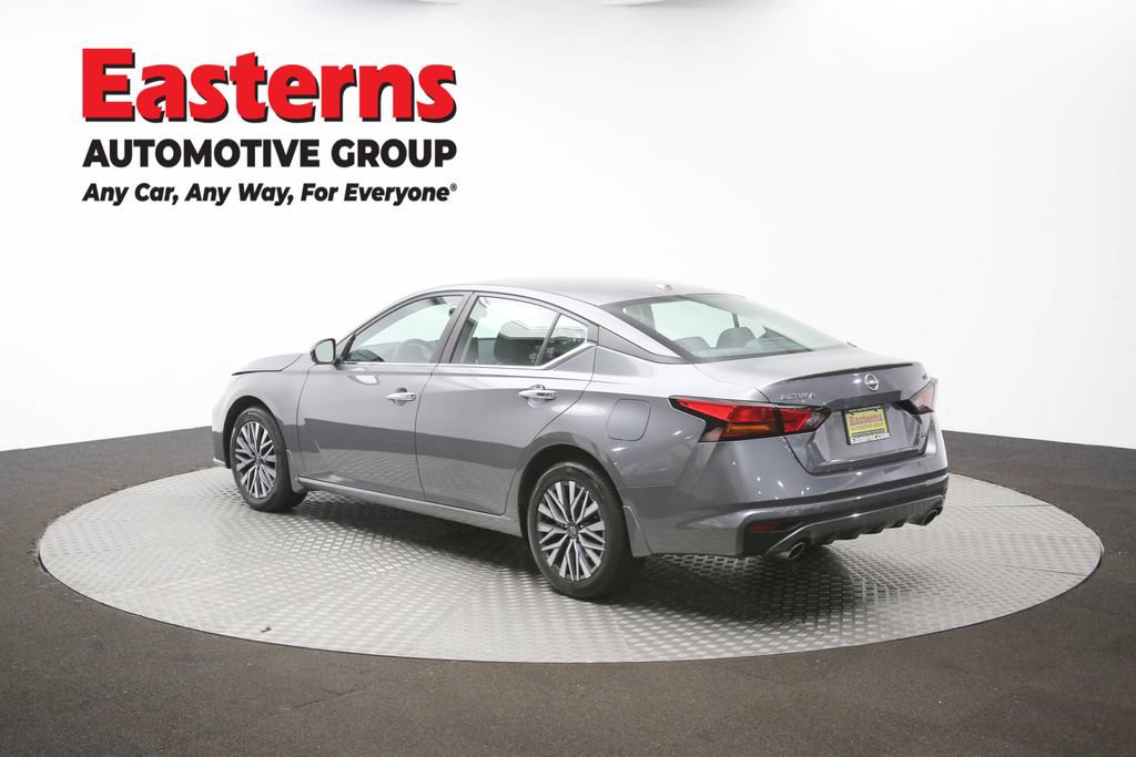 Used 2024 Nissan Altima 2.5 SV w/ SV Premium Package AWD/4WD image 60