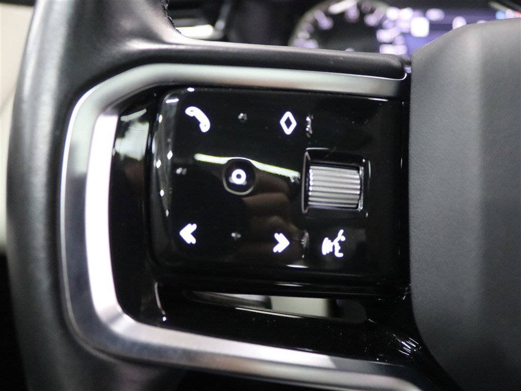 Used 2021 Land Rover Range Rover Velar S AWD/4WD image 33