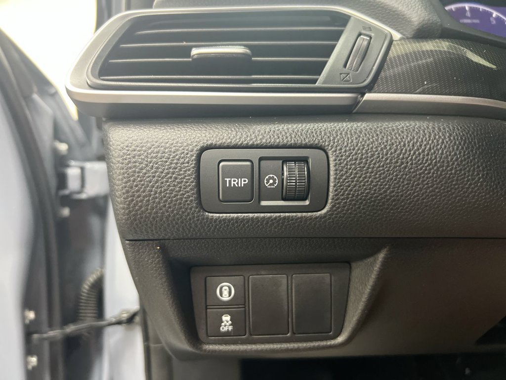 Used 2022 Honda Accord Sport image 18
