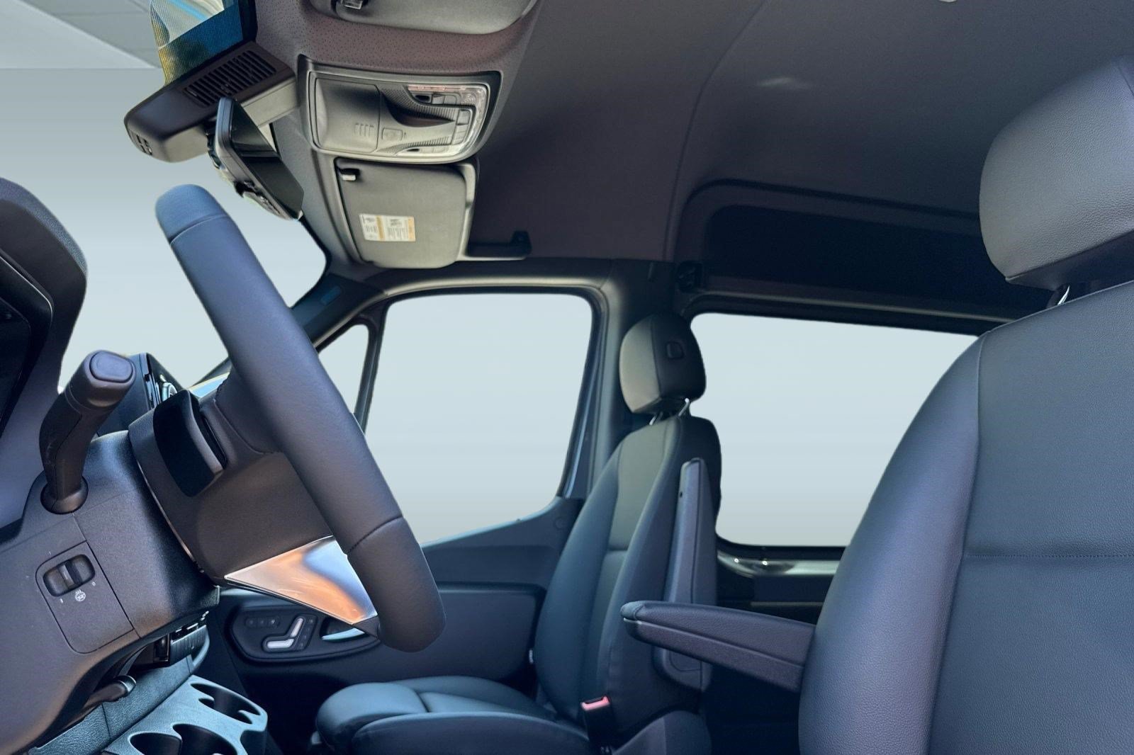 New 2025 Mercedes-Benz Sprinter 2500 image 5