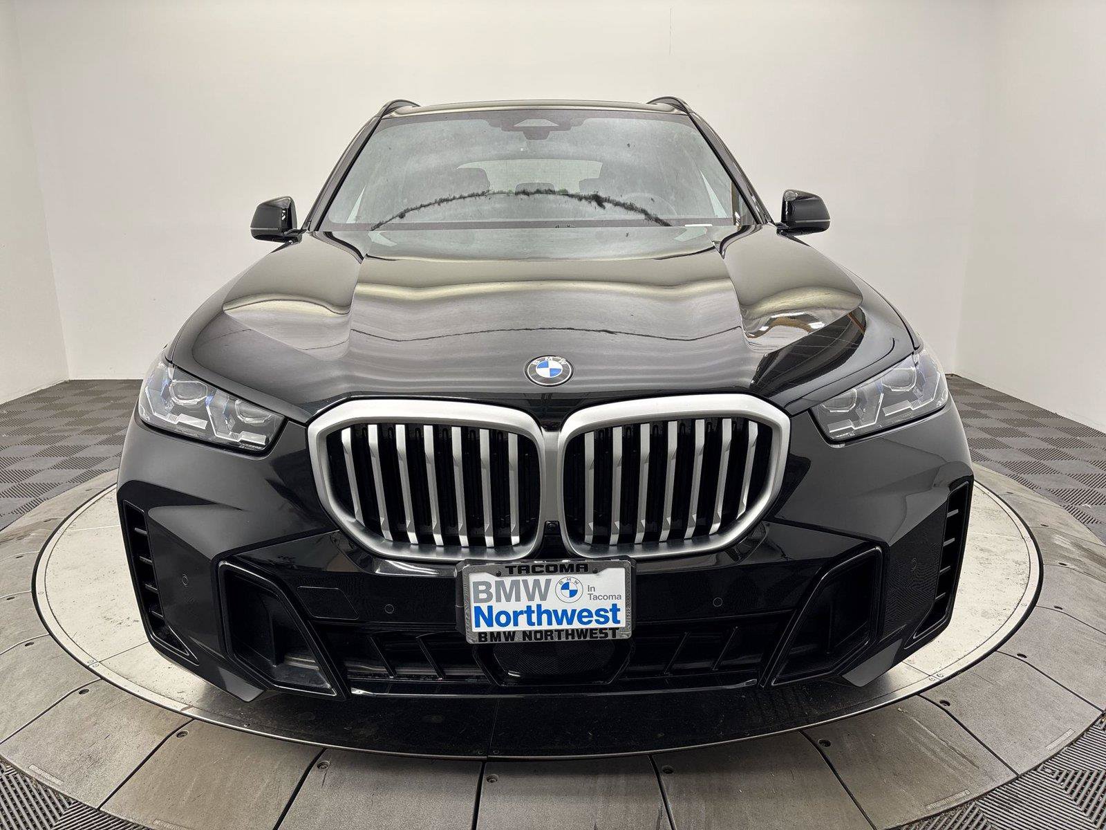 Used 2024 BMW X5 xDrive40i w/ Executive Package AWD/4WD image 14