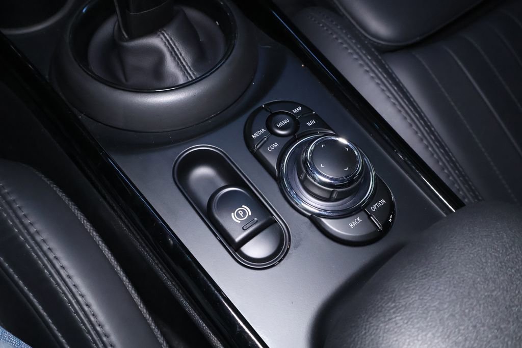 Used 2022 MINI Cooper Clubman S image 35