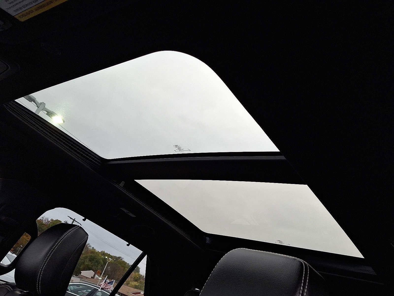 Used 2023 Ford Explorer ST w/ Equipment Group 401A image 17