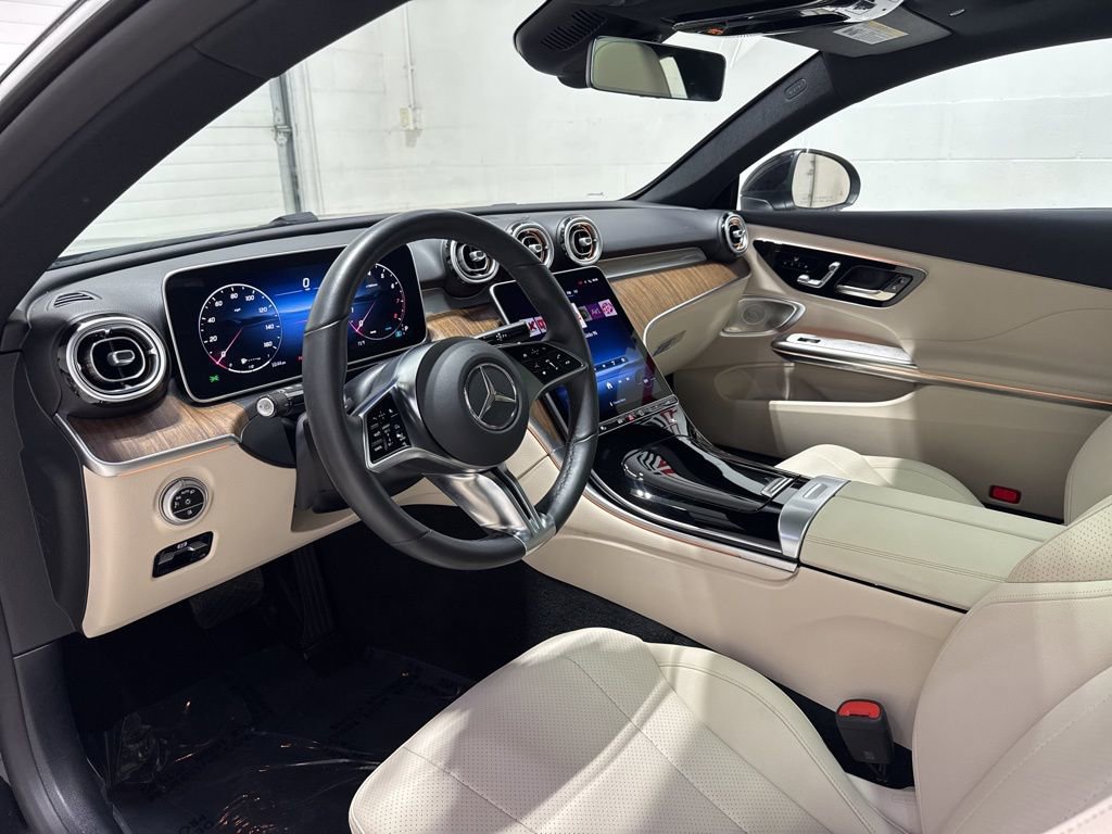 Used 2025 Mercedes-Benz CLE 300 4MATIC Coupe image 11