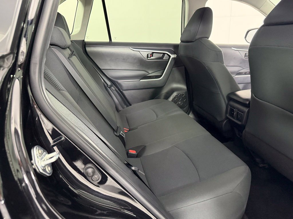 Used 2024 Toyota RAV4 LE FWD image 18