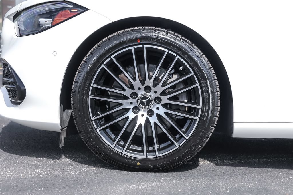 Used 2023 Mercedes-Benz C 300 4MATIC Sedan image 16