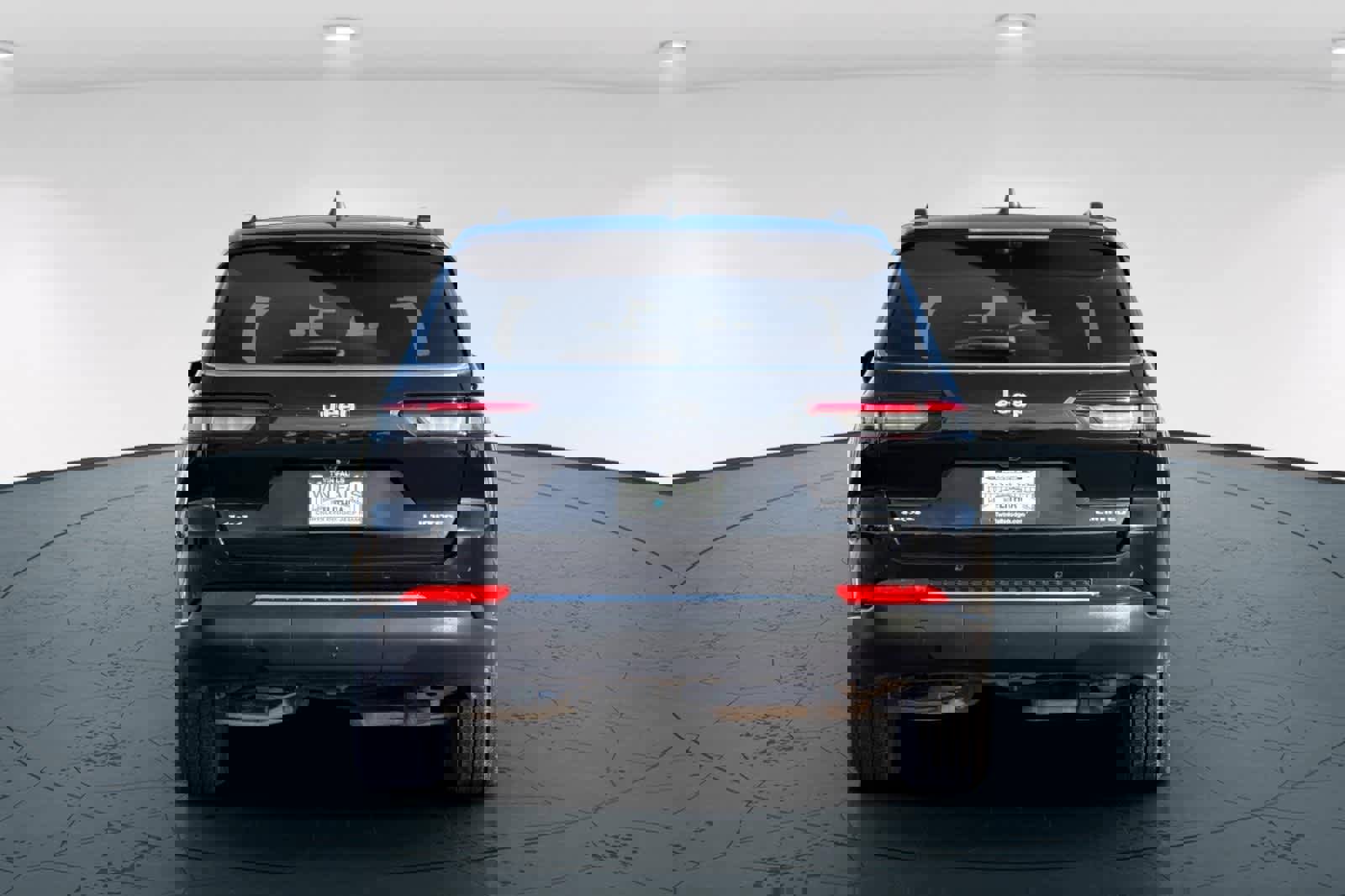 Used 2024 Jeep Grand Cherokee L Limited w/ Luxury Tech Group II image 7