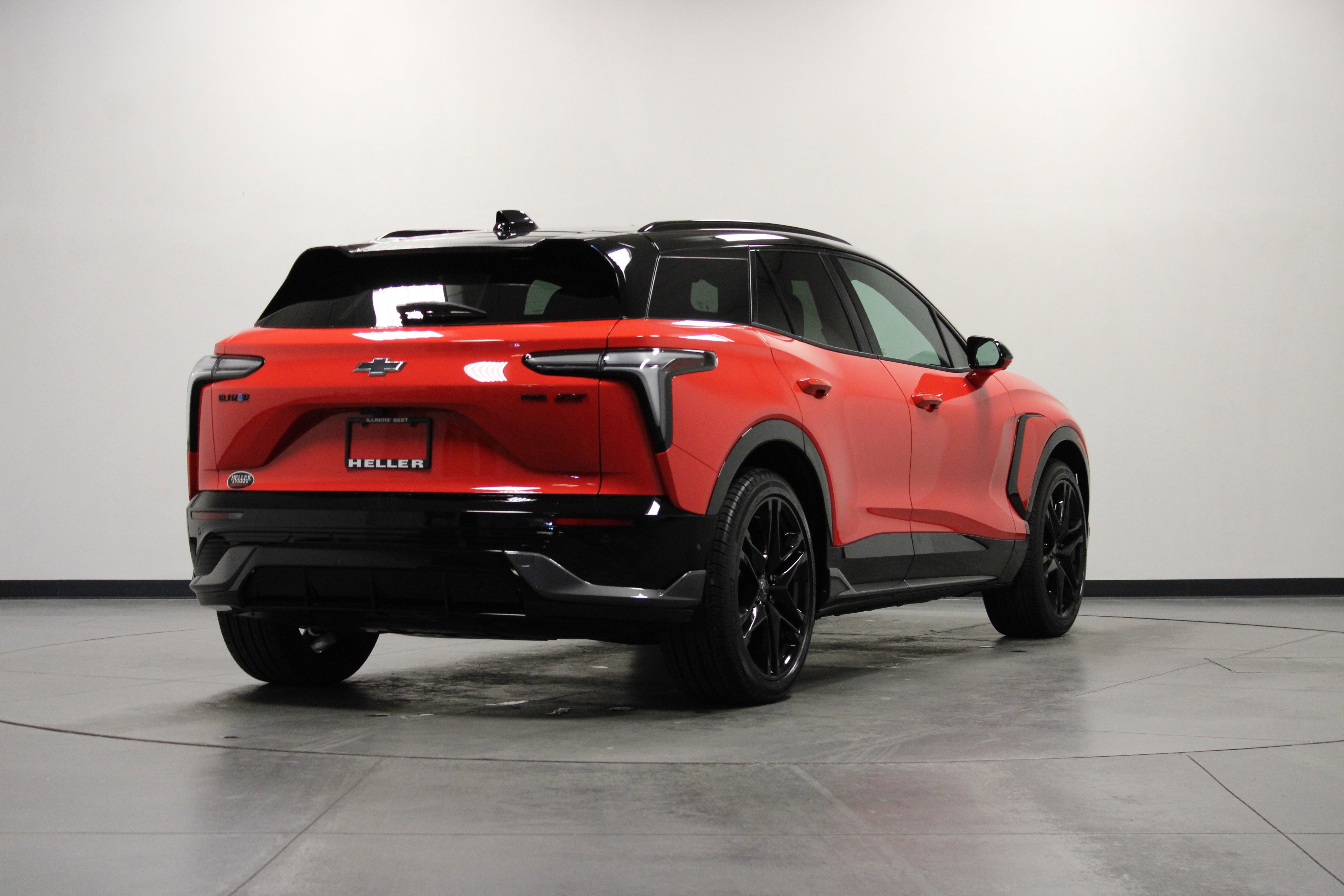 New 2026 Chevrolet Blazer EV SS w/ LPO, Blackout Package AWD/4WD image 4