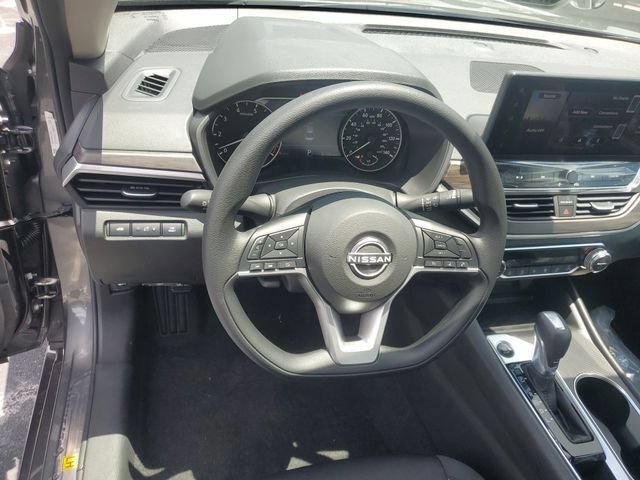 New 2026 Nissan Altima 2.5 SV w/ SV Special Edition Package FWD image 12