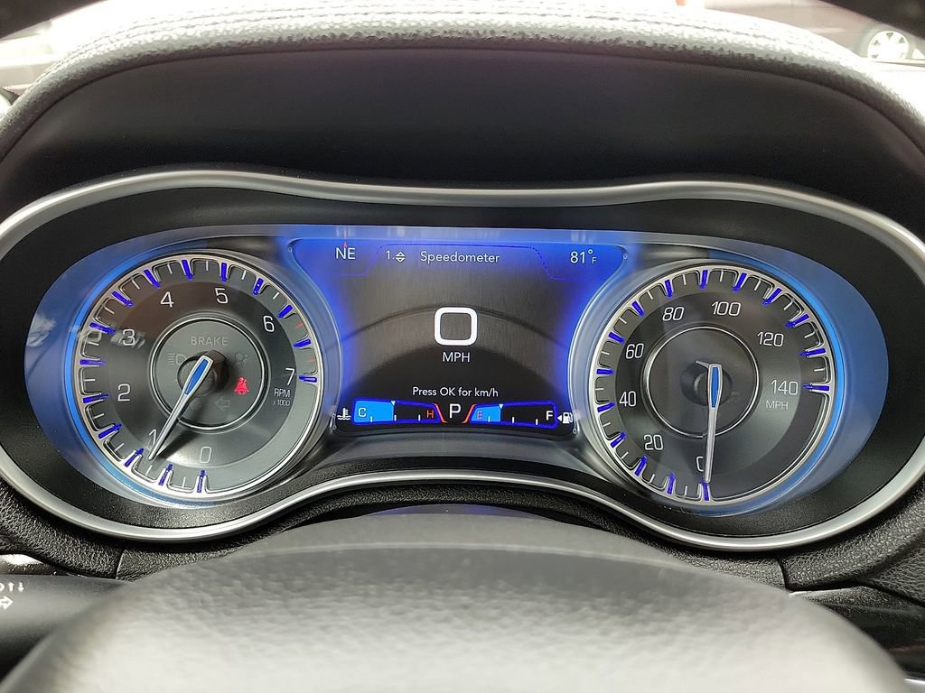 Used 2023 Chrysler 300 Touring L w/ Safetytec Plus Group RWD image 23