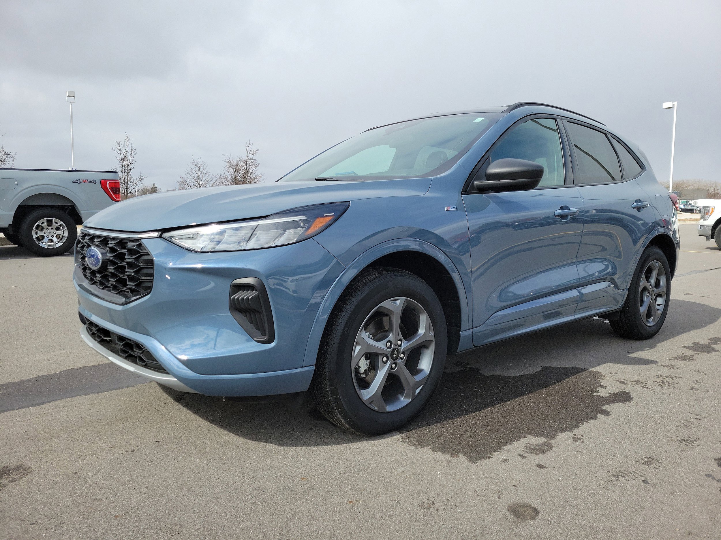 Used 2024 Ford Escape ST-Line w/ Tech Pack #1 image 2