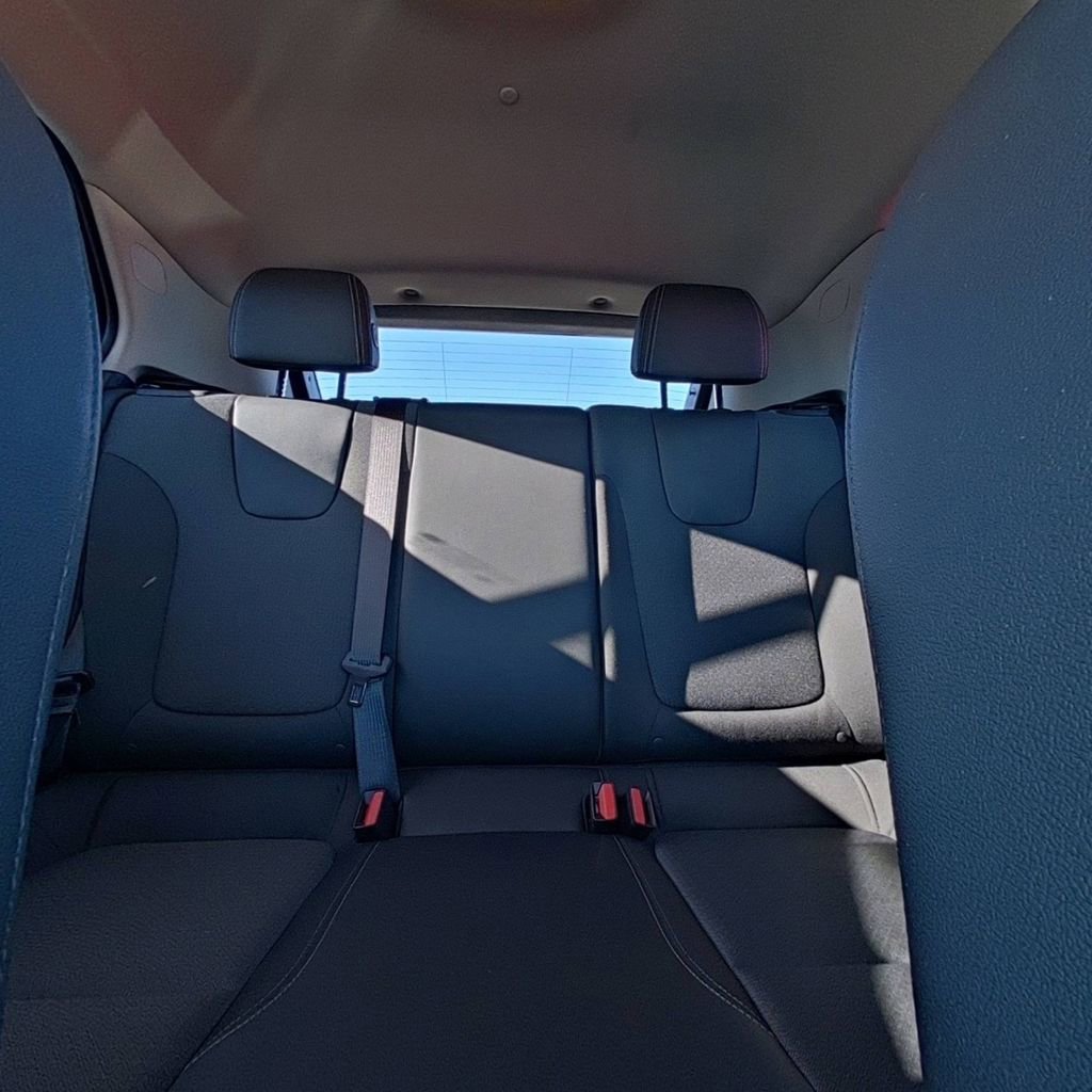 Used 2025 Buick Encore GX Preferred image 28