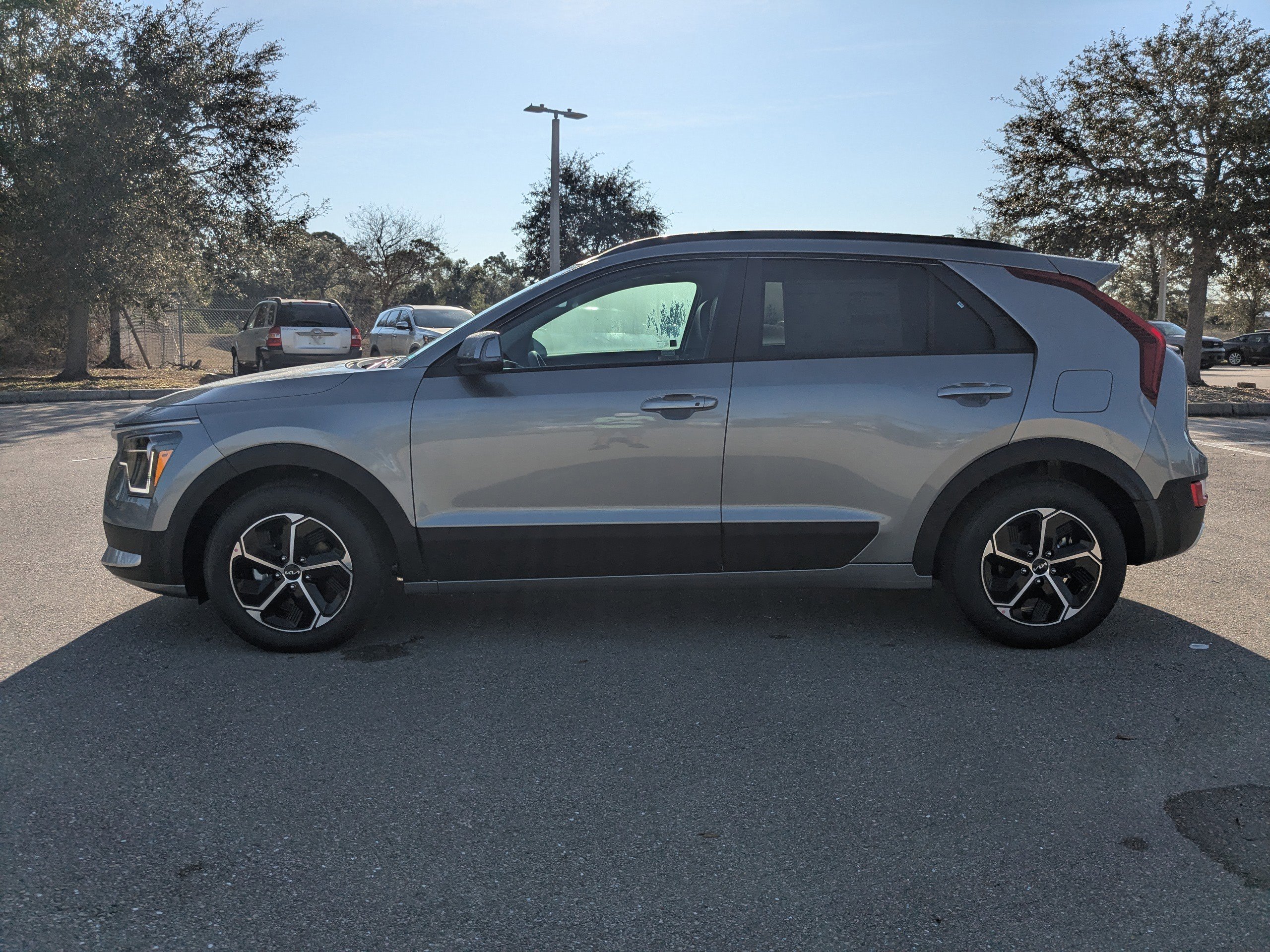 New 2026 Kia Niro EX w/ EX Premium Package FWD image 8