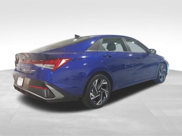 Used 2024 Hyundai Elantra Limited FWD image 8