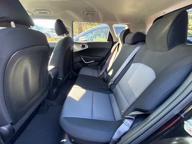 Used 2023 Kia Soul S FWD image 10
