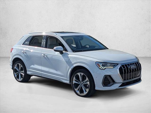 Certified 2021 Audi Q3 2.0T Premium Plus AWD/4WD image 3