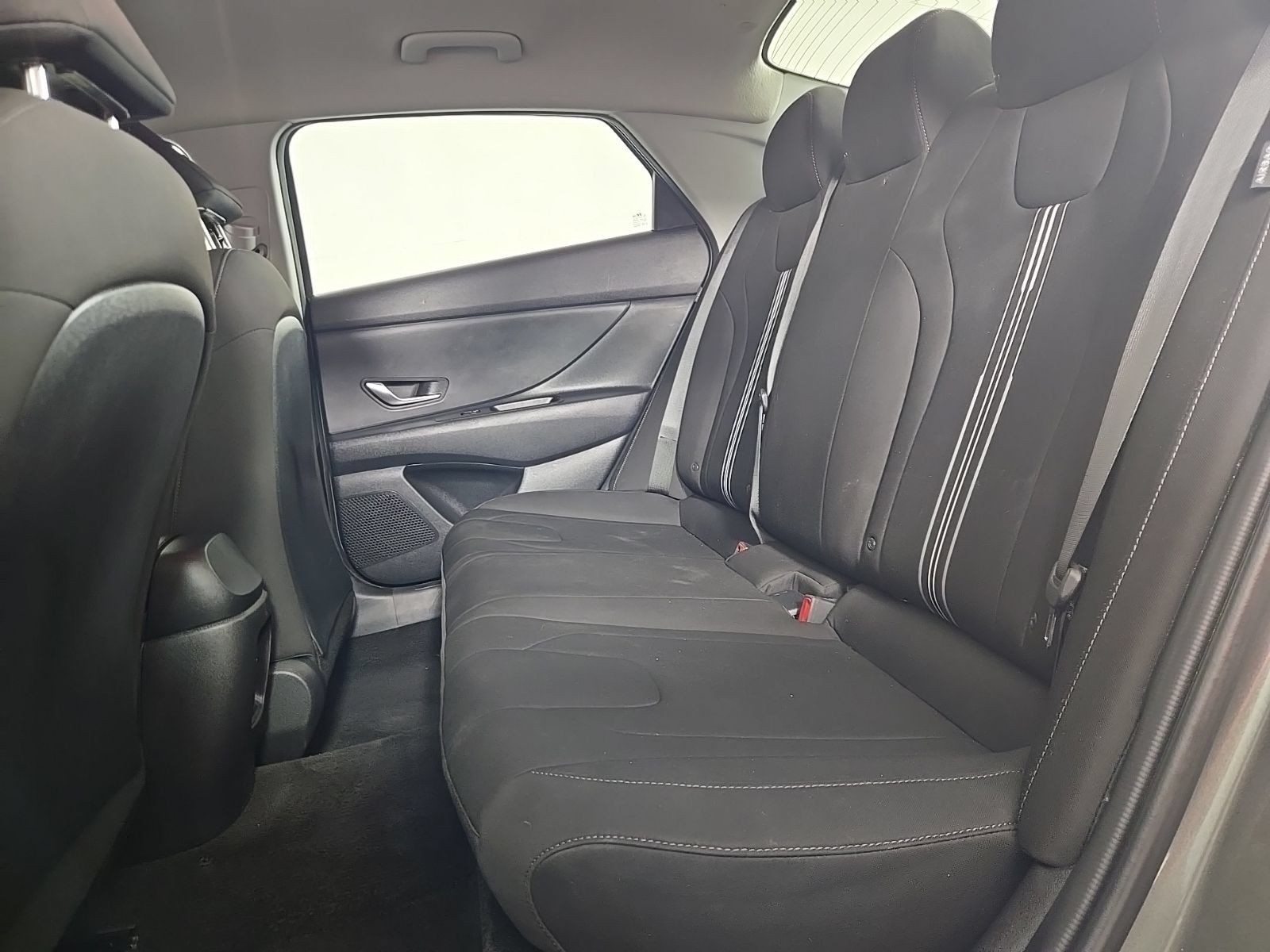 Used 2024 Hyundai Elantra SEL FWD image 12
