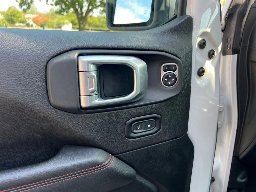 Used 2020 Jeep Wrangler Unlimited Rubicon w/ Dual Top Group image 12