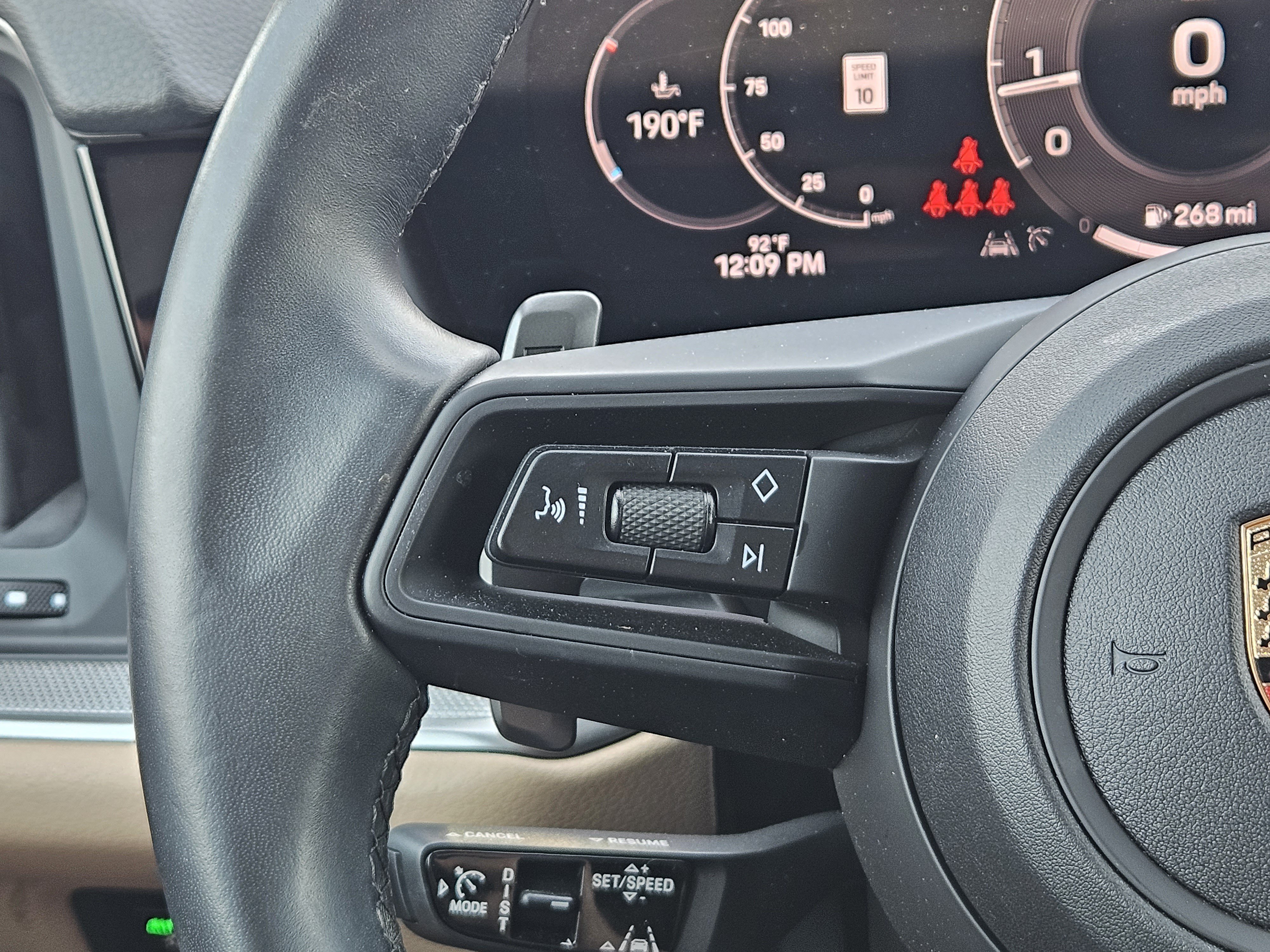 Certified 2024 Porsche Cayenne AWD/4WD image 26