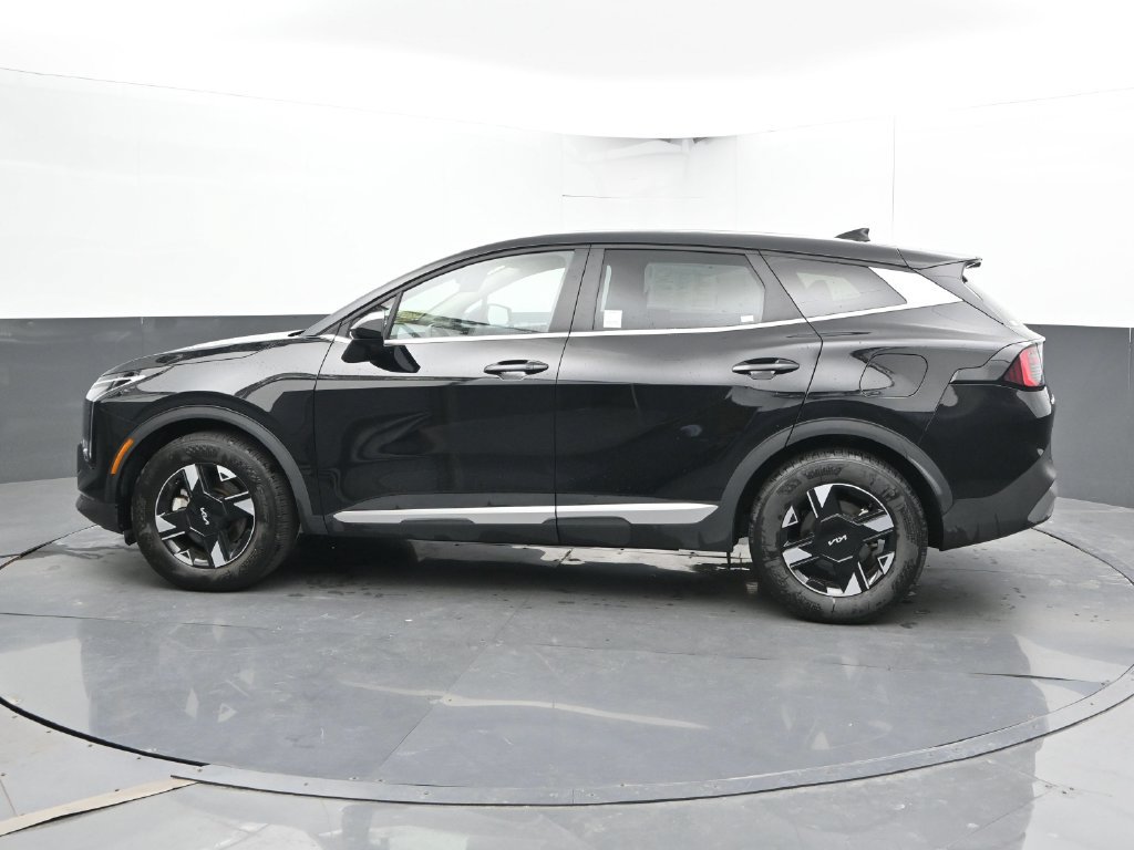 Used 2026 Kia Sportage LX FWD image 9