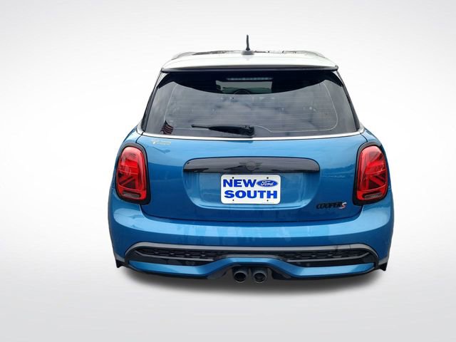 Used 2022 MINI Cooper S w/ Premium Package image 4