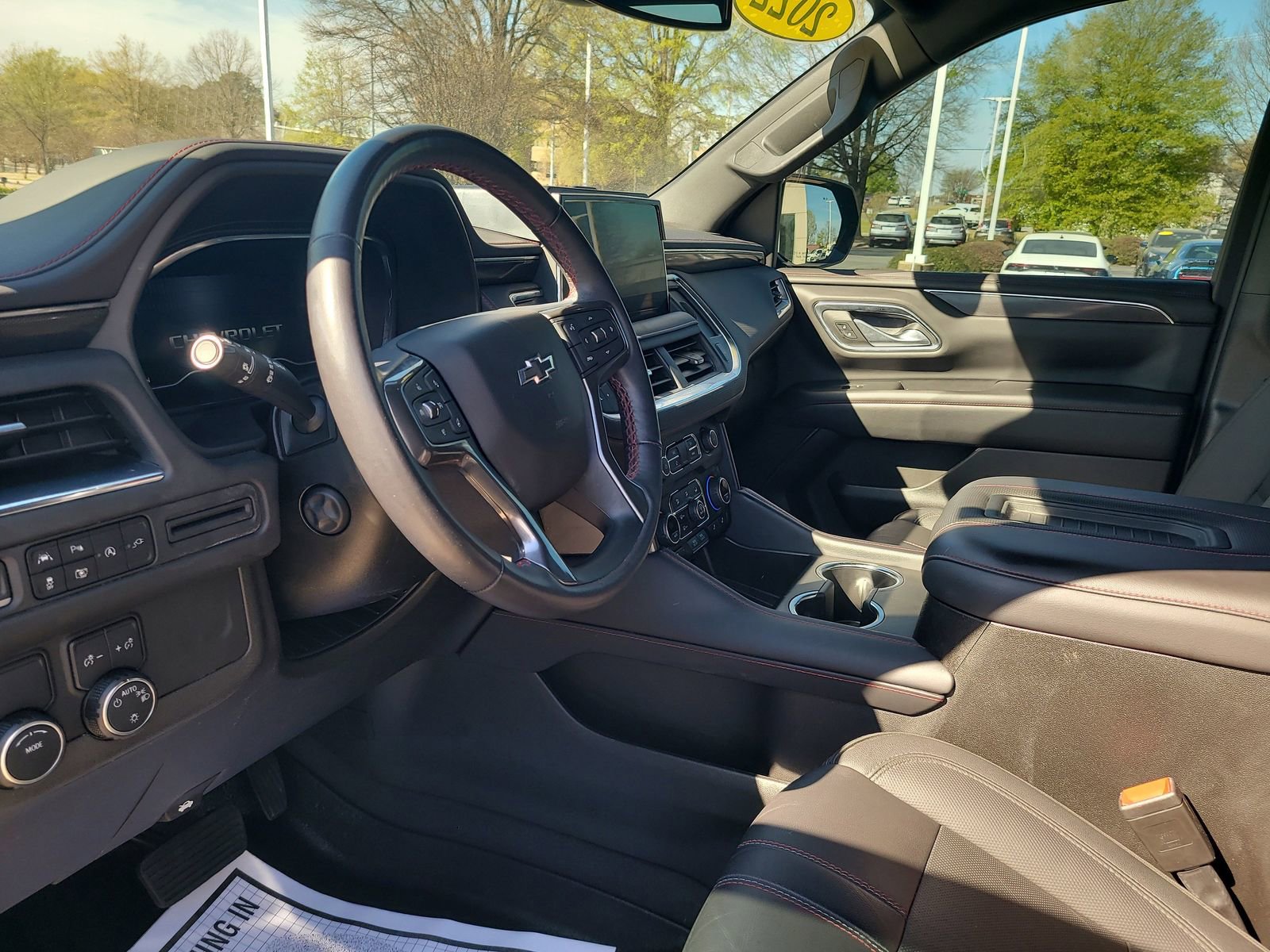 Used 2022 Chevrolet Tahoe RST w/ Luxury Package RWD image 10