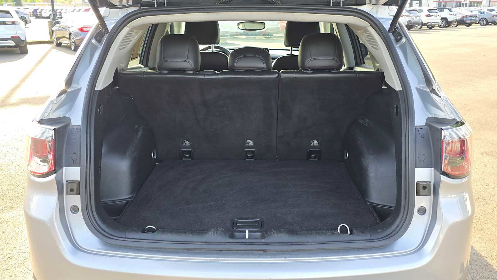 Used 2022 Jeep Compass Latitude AWD/4WD image 14