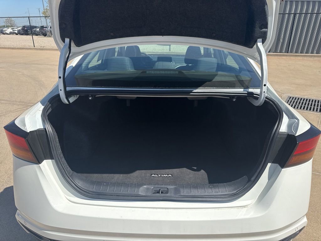 Certified 2025 Nissan Altima 2.5 SV image 12