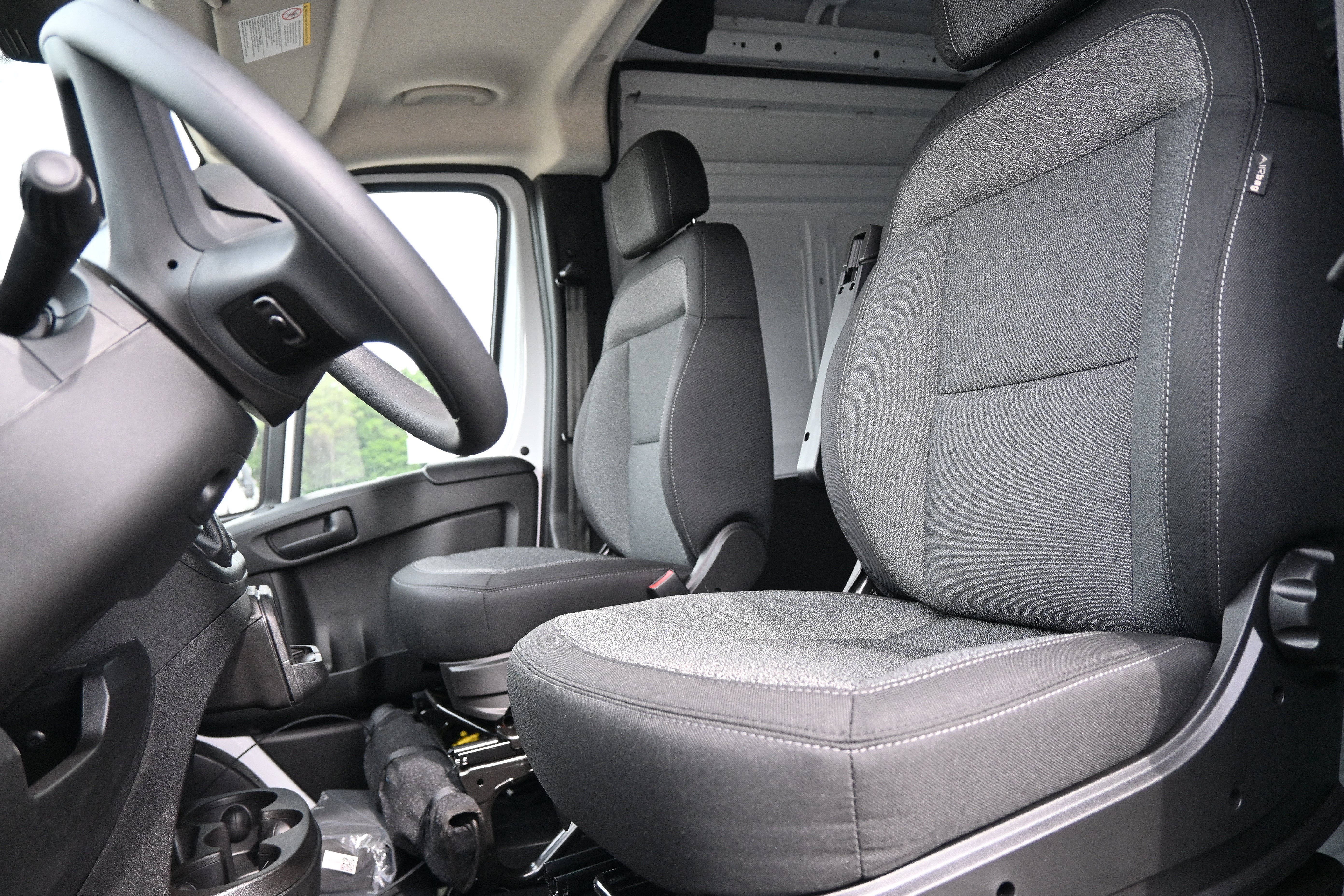 New 2026 RAM ProMaster 2500 w/ Convenience Group FWD image 14