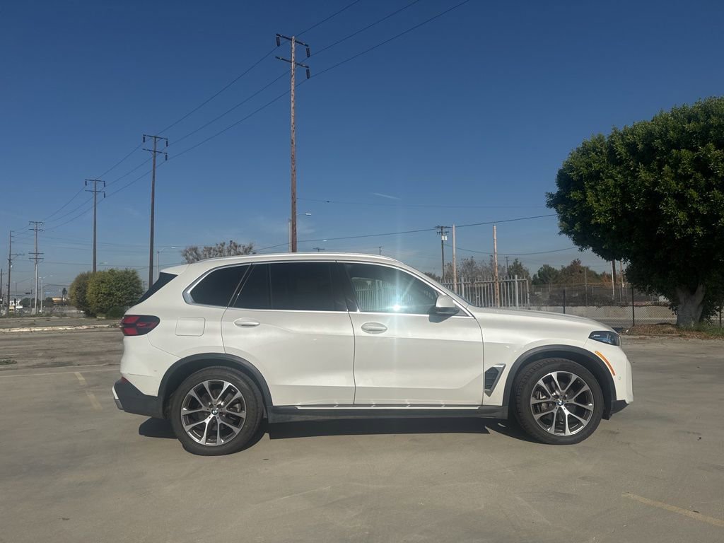 Used 2024 BMW X5 xDrive40i image 6