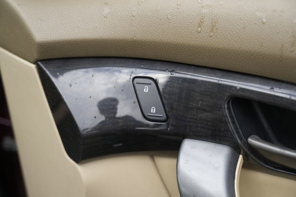 Used 2008 Acura MDX image 32