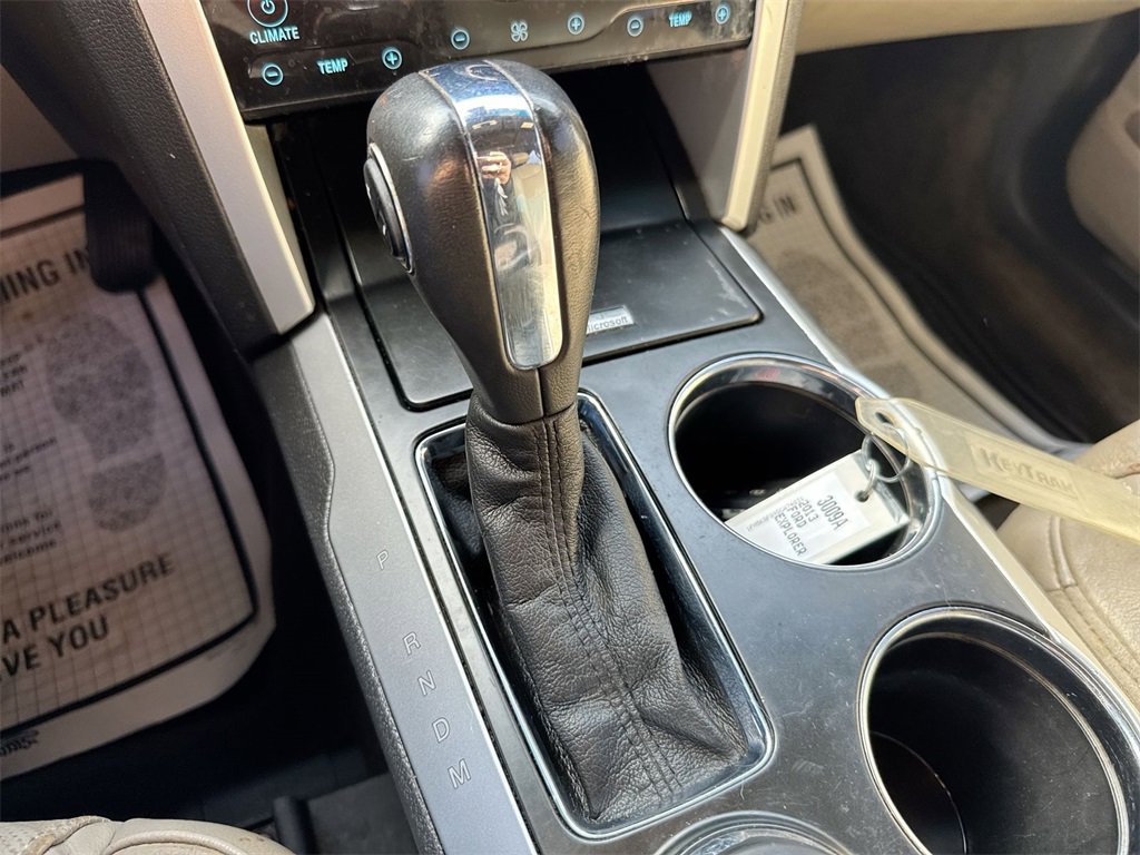 Used 2013 Ford Explorer Limited image 16