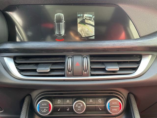 Used 2022 Alfa Romeo Stelvio Sprint image 22