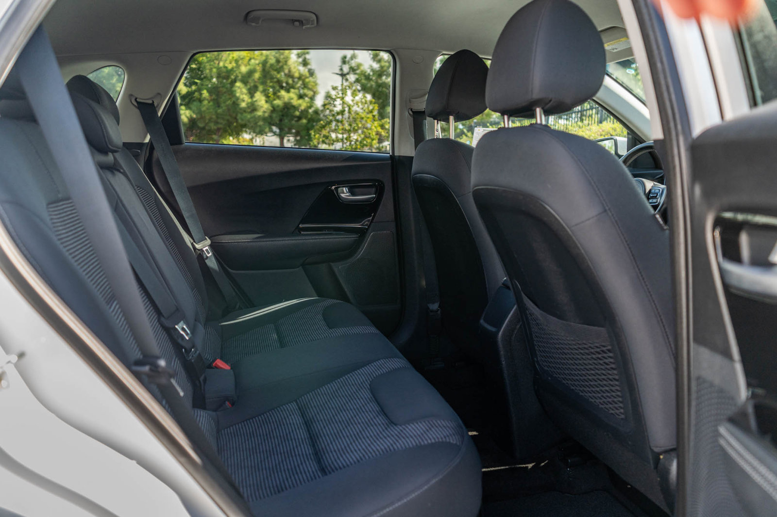 Used 2022 Kia Niro LXS FWD image 18