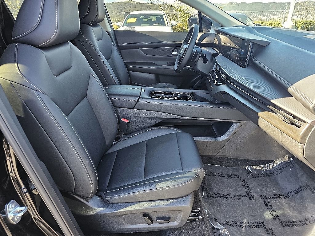 Used 2025 Nissan Murano SV image 20