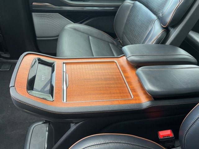 Used 2025 Lincoln Navigator L Black Label AWD/4WD image 19