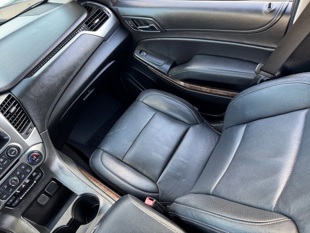 Used 2018 Chevrolet Tahoe LS image 17