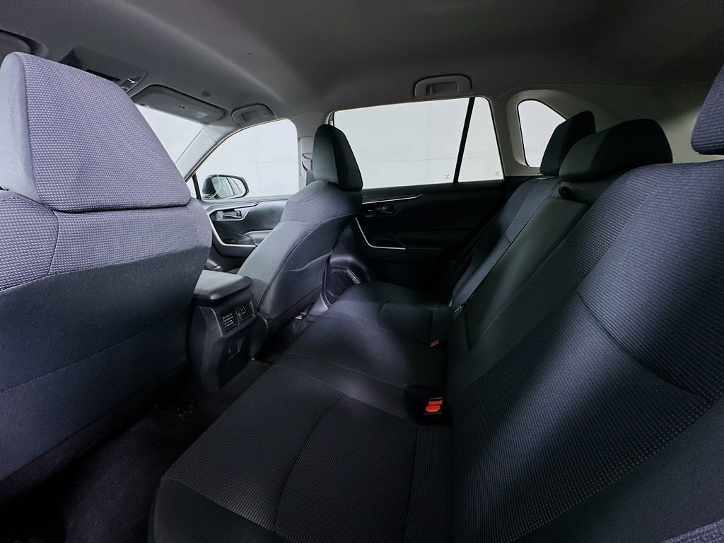 Used 2023 Toyota RAV4 LE FWD image 13