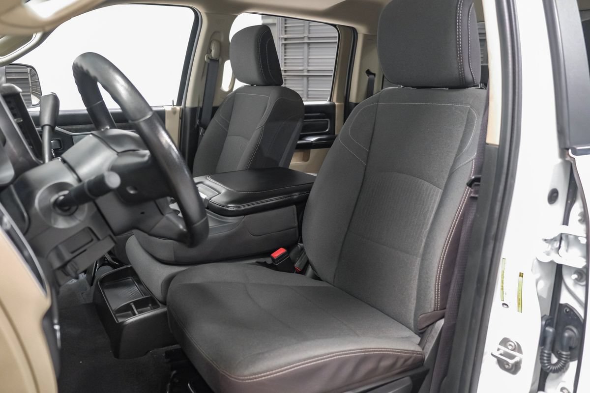 Used 2022 RAM 3500 Big Horn AWD/4WD image 31