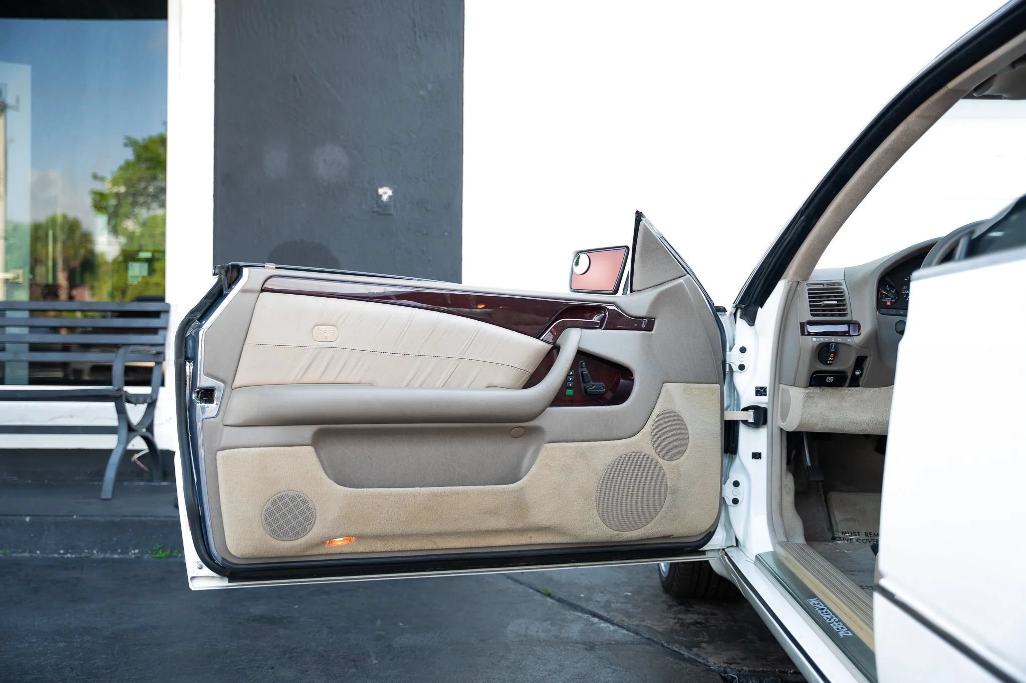 Used 1997 Mercedes-Benz S 500 Coupe image 33
